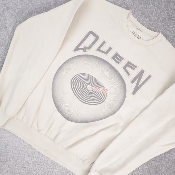 Thrashed Queen Music Band Tour Small Beige Long Sleeve Pullover Sweatshirt - Picture 10 of 13